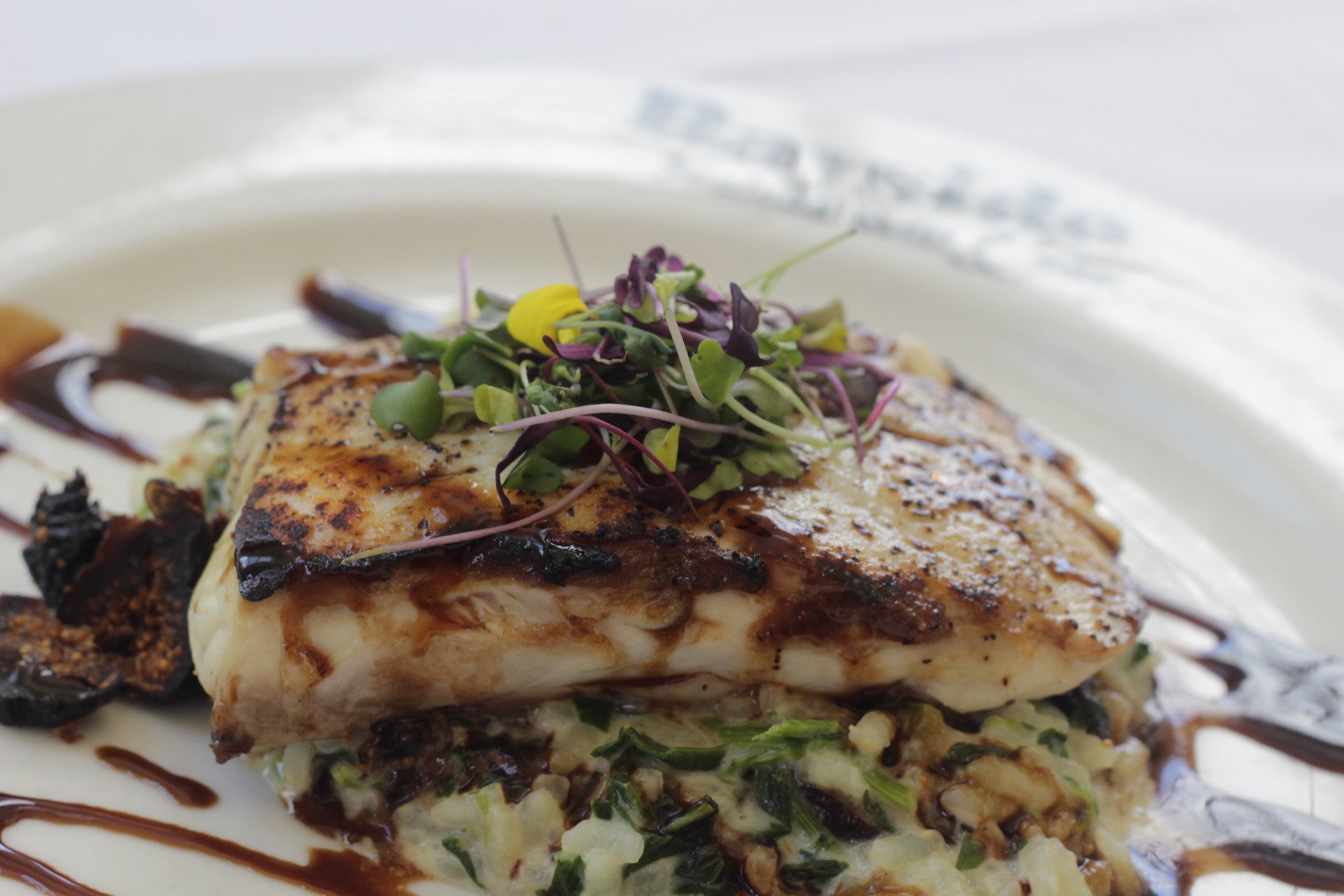 Naples Seafood Restaurants, Naples Seafood Restaurant, Naples Fish Restaurants, Seafood in Naples Fl, Seafood Restaurants in Naples, Naples Restaurants and Bars, Naples Grill Rooms, Naples Waterfront dining, Naples waterside dining, Naples Casual dining, Naples Fl Seafood Restaurants