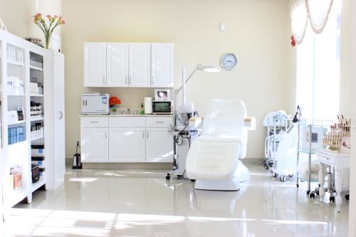 Naples Skin Care Shops, Naples skin care, Naples skin care salon, skin care shops in Naples FL, Naples Florida skin care salons, skin care salon Naples