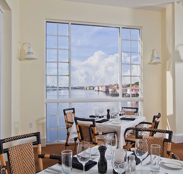 Naples Seafood Restaurants, Naples Seafood Restaurant, Naples Fish Restaurants, Seafood in Naples Fl, Seafood Restaurants in Naples, Naples Restaurants and Bars, Naples Grill Rooms, Naples Waterfront dining, Naples waterside dining, Naples Casual dining, Naples Fl Seafood Restaurants