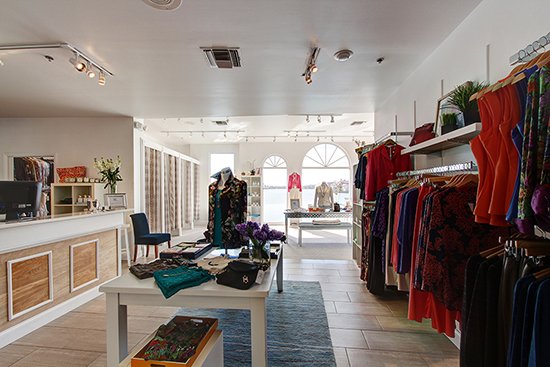 Naples Clothing stores, Naples Women’s Clothing boutiques, Clothing boutiques in Naples FL, Women’s Fine Fashions, Woman’s Fine Fashions Naples, Naples Woman’s Clothing stores, Woman’s Clothing boutiques in Naples, Women’s gift stores in Naples