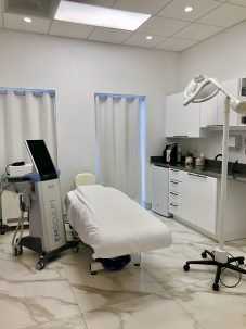 Time 4 U Med Spa, Time 4 U at The Village Shops, The Village Shops Spa, Spa in Naples, Spas in Naples, Beauty Naples